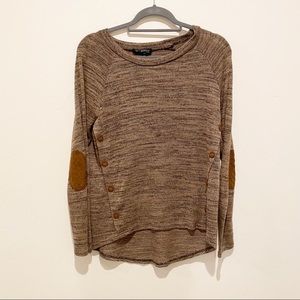 Sweet Wanderer Button Patch Long Sleeve